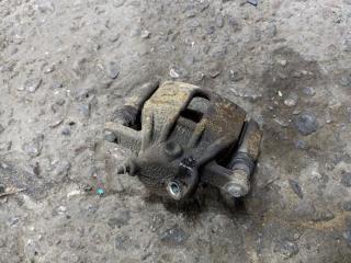 суппорт передний левый Nissan Note E11 [рестайлинг] 2010, 41011AX60A