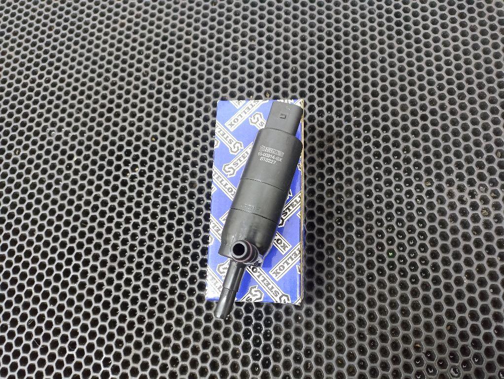 насос (моторчик) омывателя стекла Volkswagen Passat B6 2007, 7B7955681 - фото №1