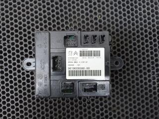 блок комфорта Peugeot 5008 2 поколение 2017, 9819008380