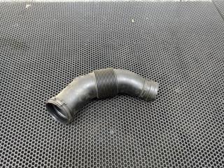 патрубок воздушного фильтра Volkswagen Touareg 2 поколение 2014, 7P0129627