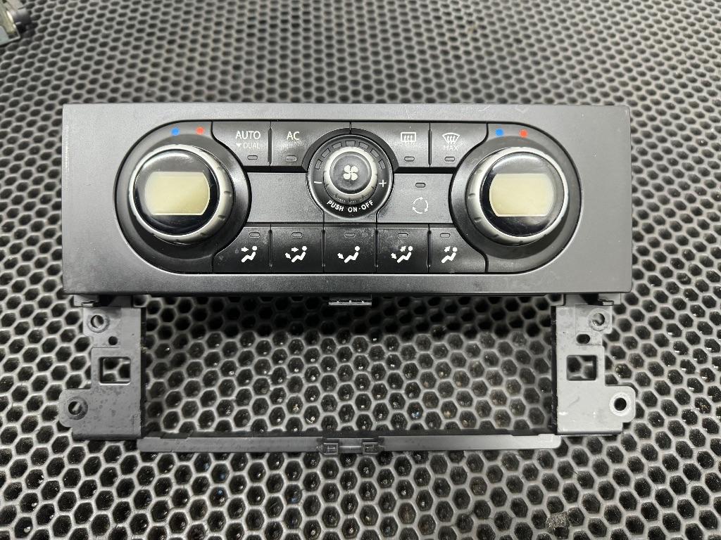 блок управления печки / климат-контроля Renault Koleos 1 поколение 2010, 27500JY78C - фото №1