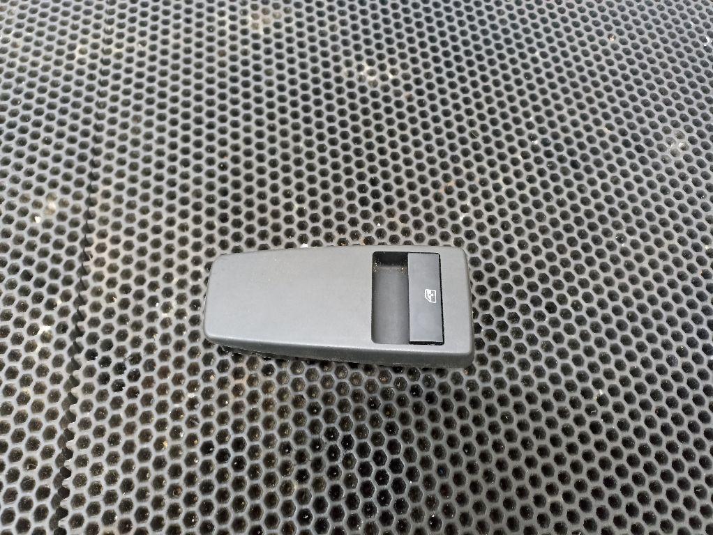 кнопка стеклоподъемника двери MAN TGX 1 поколение 2013, 81258067112 - фото №1