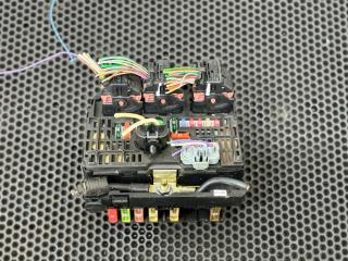 блок предохранителей Peugeot 307 1 поколение [рестайлинг] 2007, 9661682980