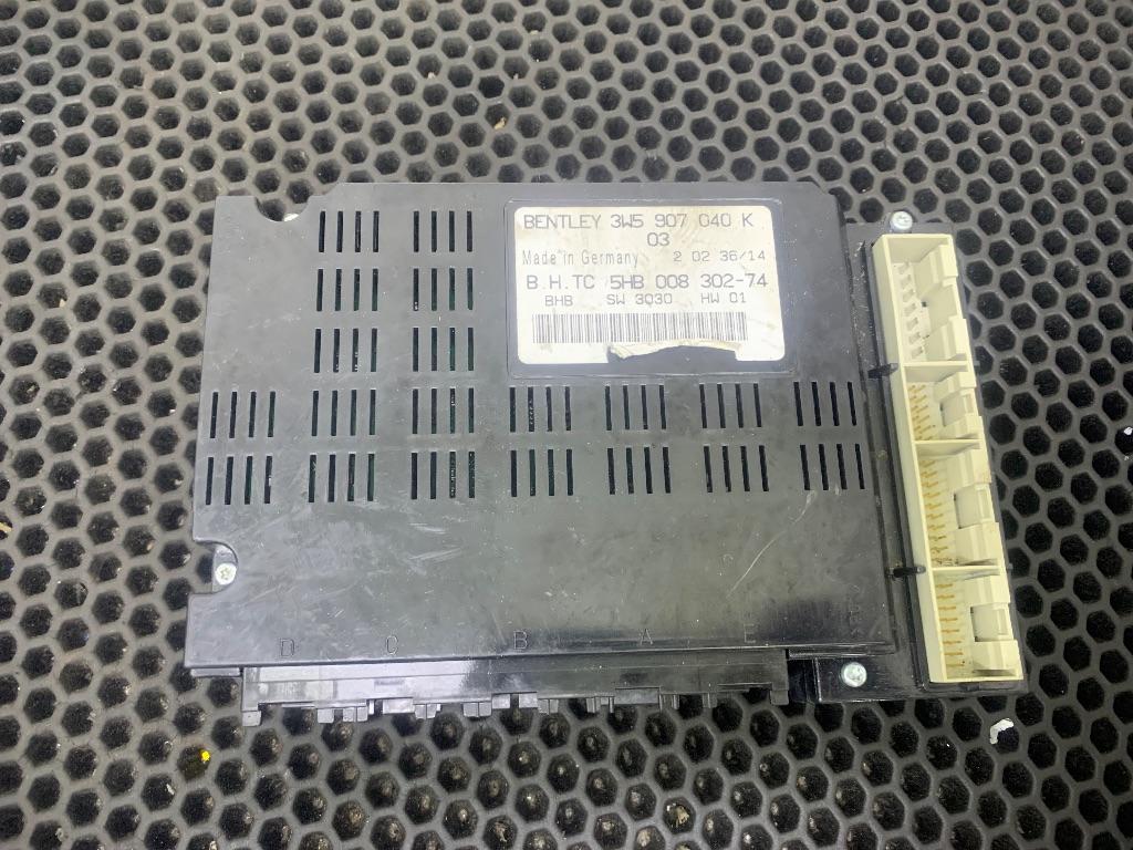 блок управления подвеской Bentley Flying Spur 2 поколение 2015, 3W5907040K - фото №1