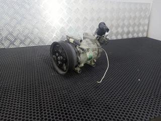 компрессор кондиционера Renault Clio 2 поколение [рестайлинг] 2003, 8200315744