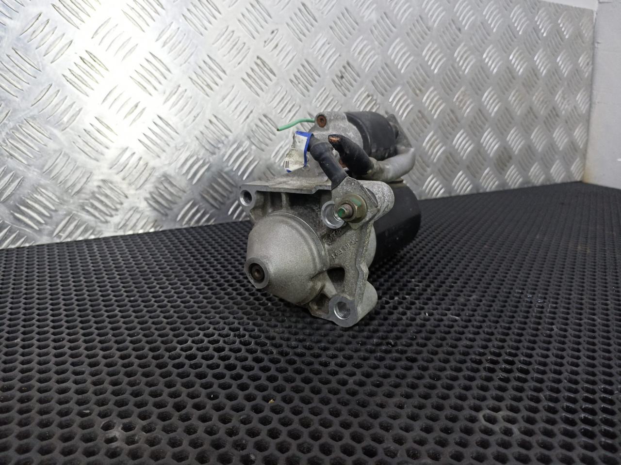 стартер Renault Duster 1 поколение 2012, 8200186148 - фото №1