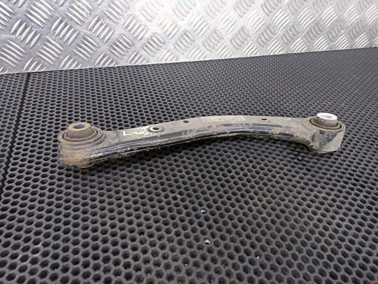 рычаг подвески Kia Sportage 4 поколение 2017, 55100D3050 - фото №1