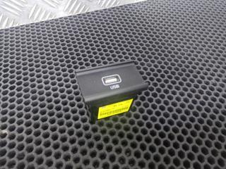 разъем AUX / USB Kia Sportage 4 поколение 2017, 96120D9600