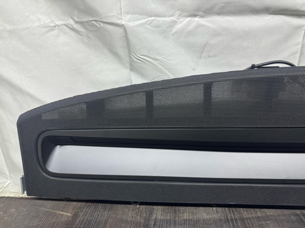 шторка солнцезащитная задняя Bentley Flying Spur 2 поколение 2017, 4W0861325A - фото №1