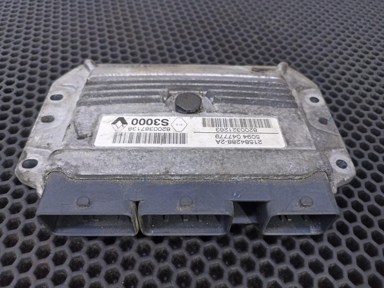 блок управления двигателем Renault Megane 2 поколение 2006, 8200321263, 8200387138 - фото №1