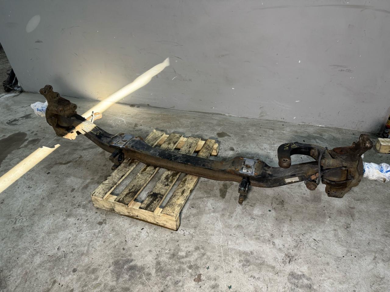 балка подвески передняя (подрамник) MAN TGX 1 поколение 2013, 81441013173 - фото №1