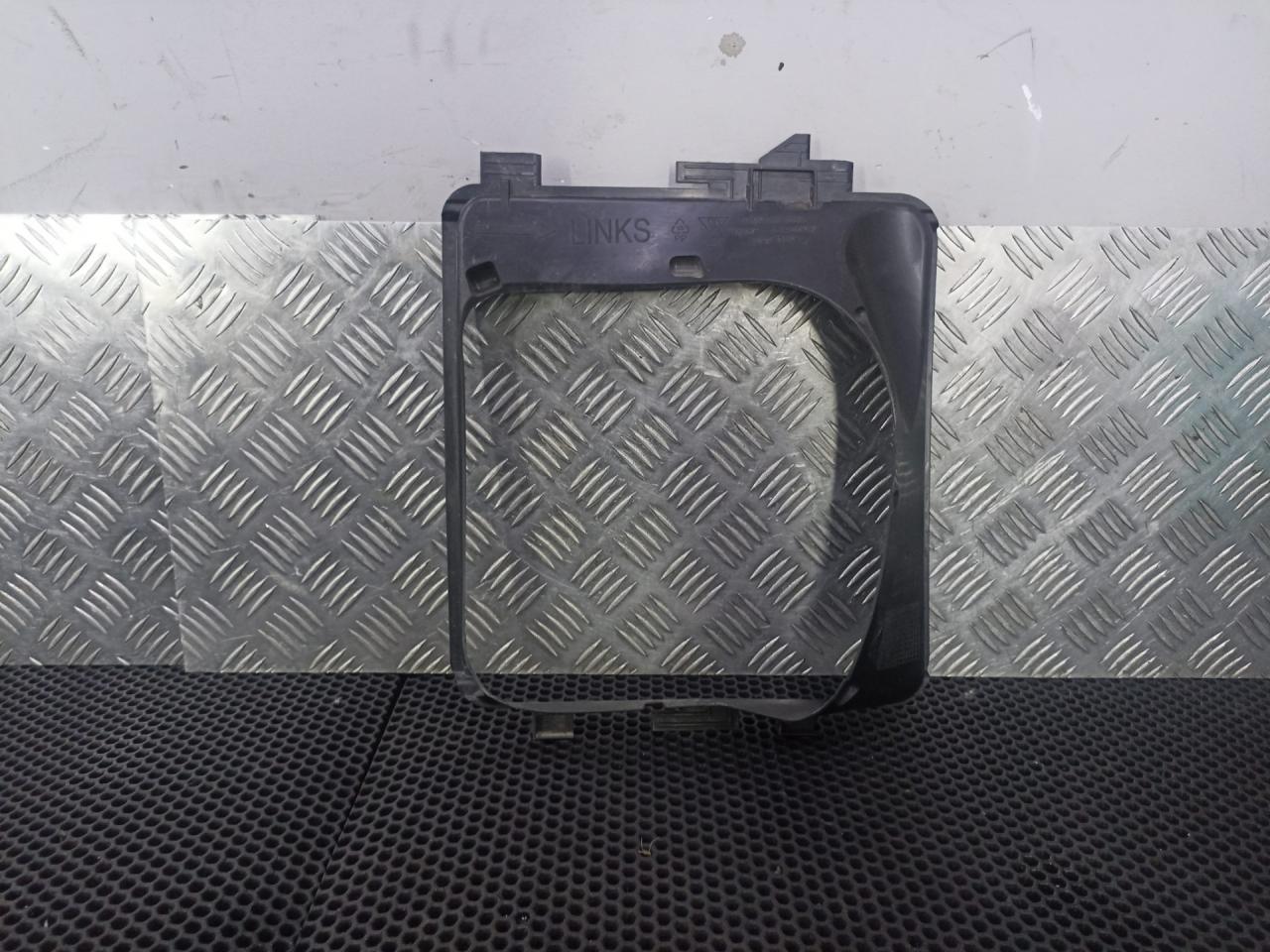 воздуховод (дефлектор) радиатора Porsche Macan 1 поколение 95B 2018, 95B117339 - фото №1