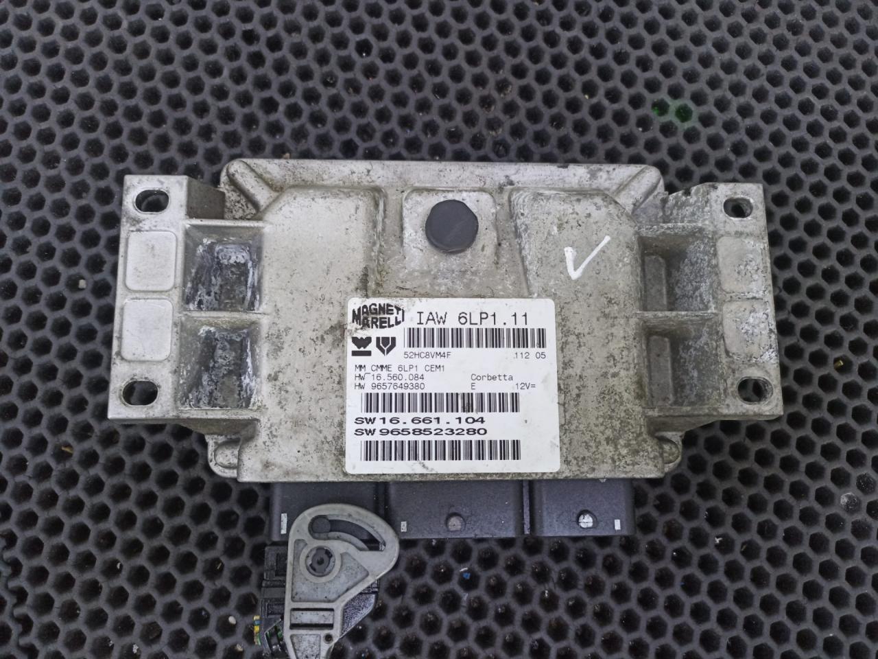 блок управления двигателем Peugeot 307 1 поколение 2003, 9657649380, 9658523280 - фото №1