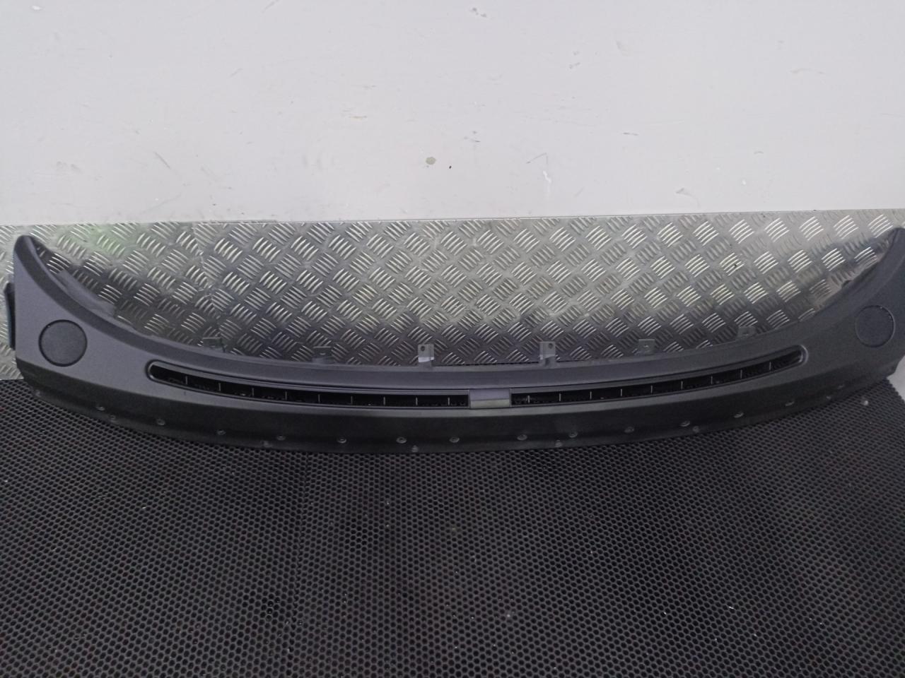 накладка на торпедо (консоль) Bentley Flying Spur 2 поколение 2017, 6.0 л., CVAA, бензин, 3W3819635A - фото №1