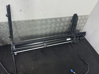 шторка двери Mercedes-Benz S-Класс W222 [рестайлинг] 2018, 2.9 л., A2228100220