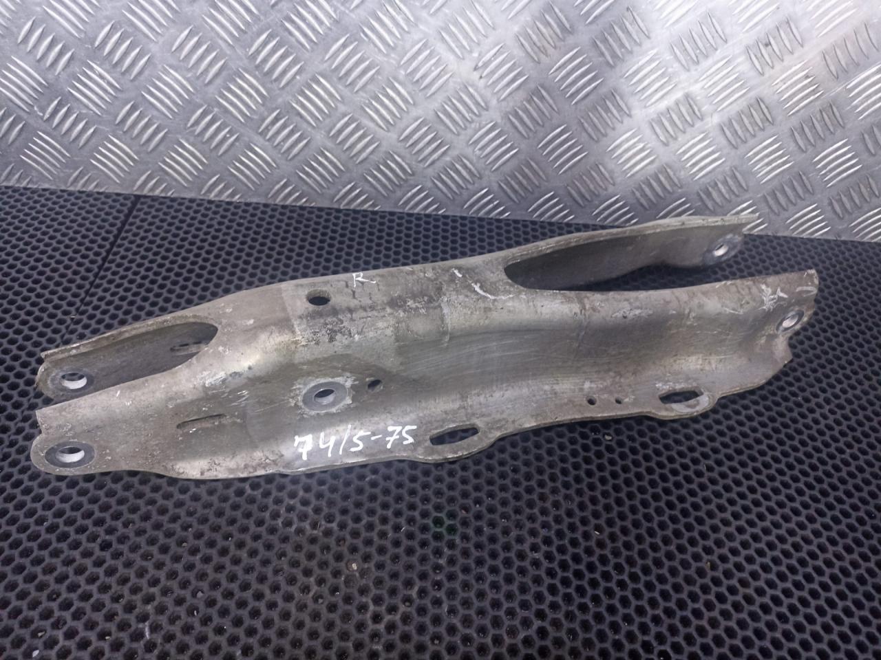 рычаг задний нижний Mercedes-Benz S-Класс W222/C217/A217 2016, 3.0 л., M 276.824, бензин, A2223520202 - фото №1