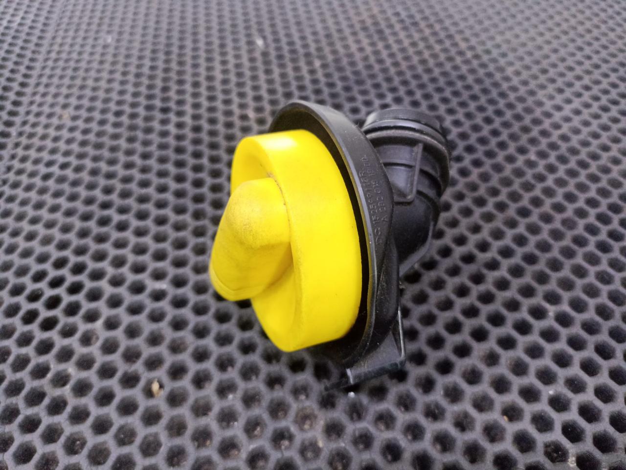 маслозаливная горловина Renault Arkana 1 поколение 2020, 152599115R, A2820181800 - фото №1