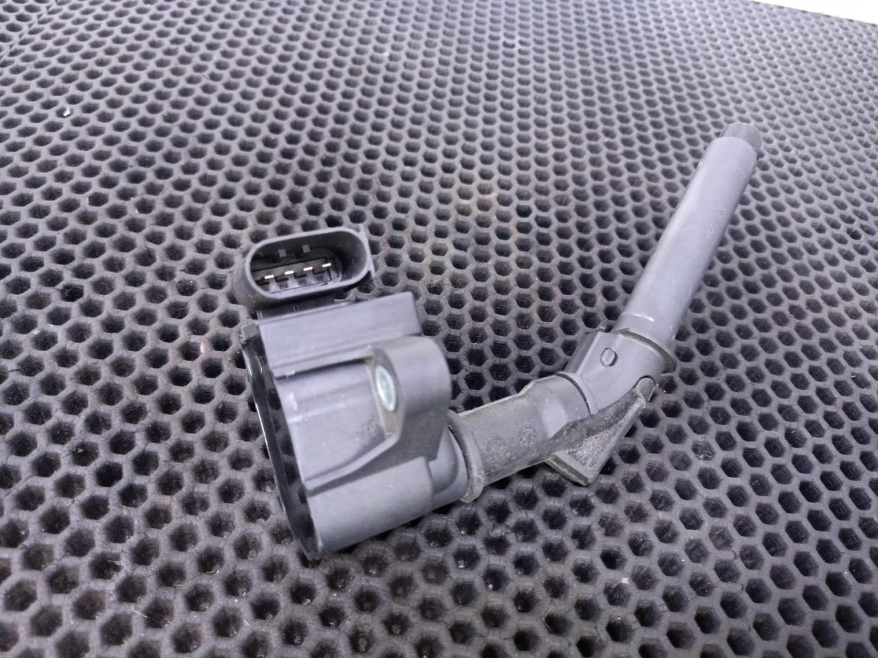 катушка зажигания Renault Arkana 1 поколение 2020, 224332935R, A2829060000, A2821590042, 224335066R - фото №1