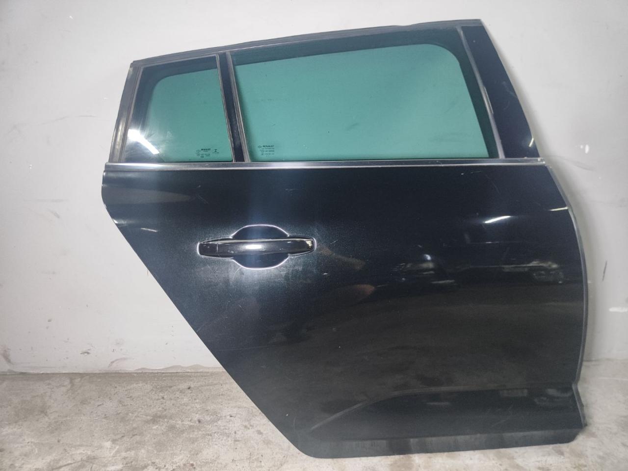 дверь задняя правая Renault Megane 4 поколение 2017 - фото №1