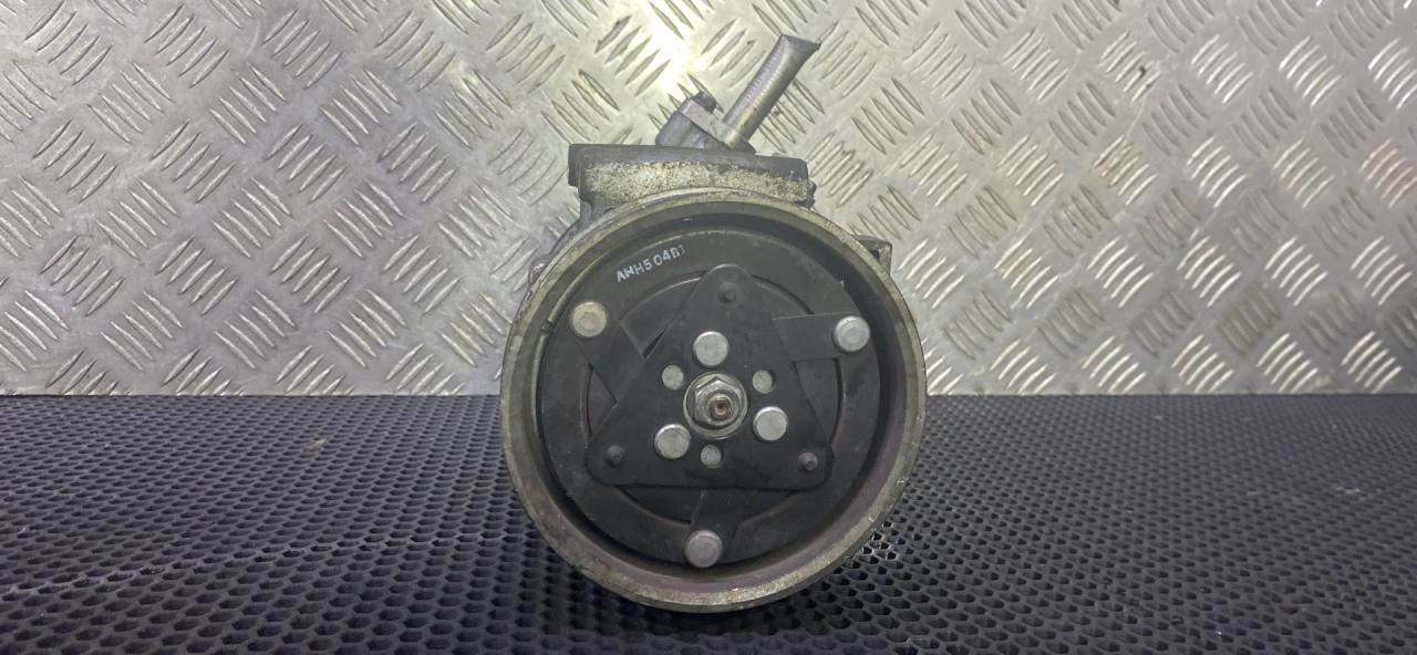 компрессор кондиционера Renault Clio 3 поколение 2007, 8200953359 - фото №1