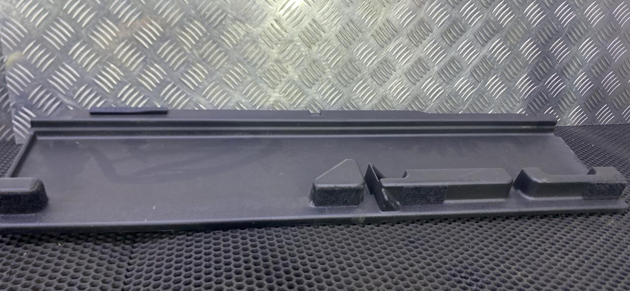 пластик Renault Kadjar 1 поколение 2015, 767H24099R - фото №1