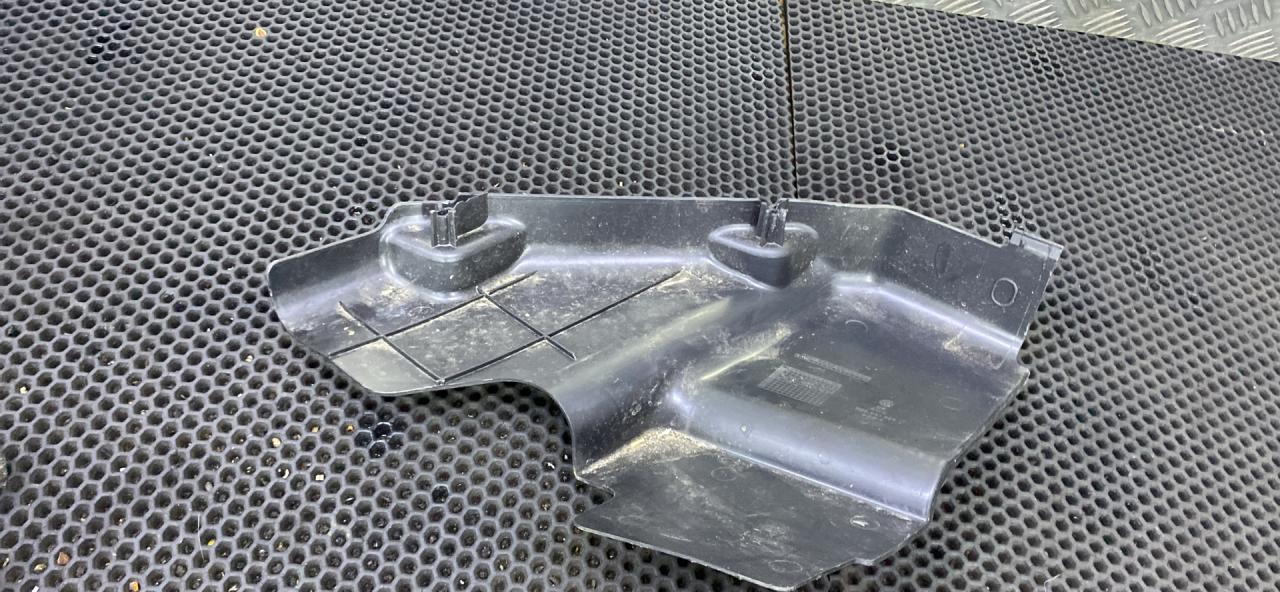 накладка на сиденье Volkswagen Transporter T5 (2003 - 2009), 7H0881325 - фото №1