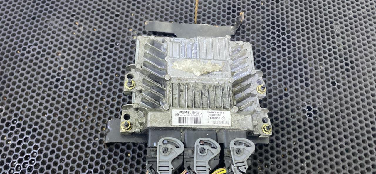 блок управления (другие) Renault Megane 2 поколение (2002 - 2006), 8200565863 - фото №1