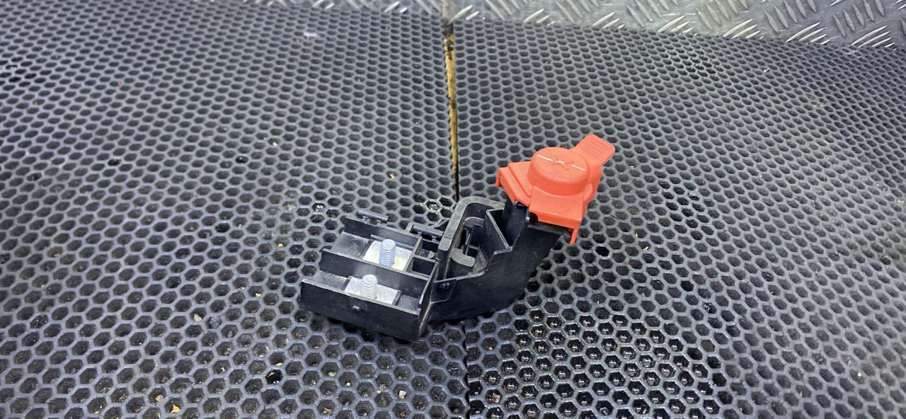 плюсовой провод аккумулятора BMW X5 F15 (2013 - 2018), 9367807 - фото №1