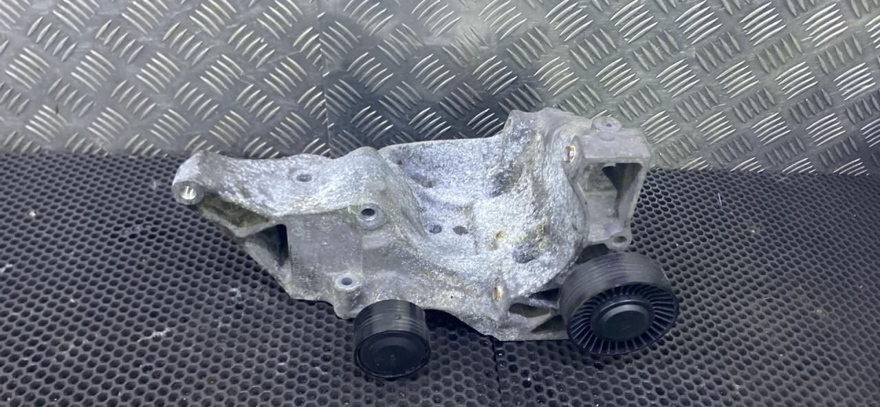 кронштейн двигателя BMW 3 серия F30/F31/F34 (2011 - 2016), 13992010 - фото №1