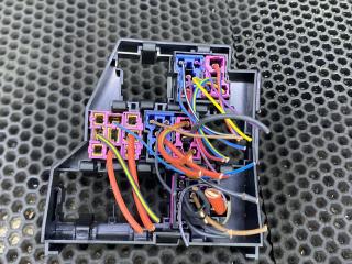 блок реле Volkswagen Transporter T5 (2003 - 2009), 7E0937503B