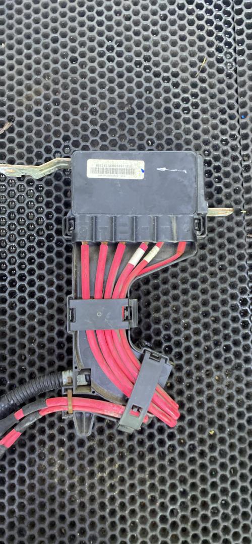 блок предохранителей Renault Megane 3 поколение (2008 - 2014), 243170003R - фото №1