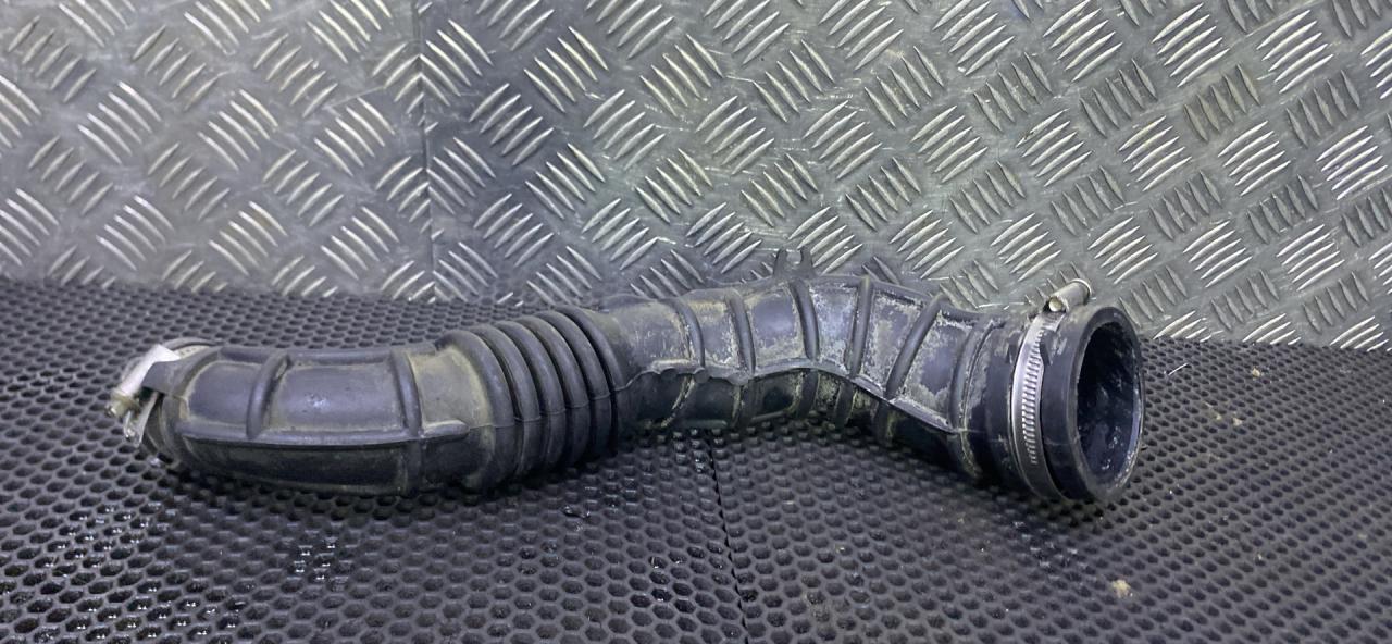 воздуховод интеркулера Renault Modus 1 поколение 2006, 8200500383 - фото №1