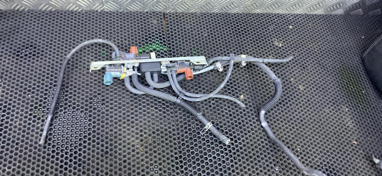 клапан вакуумного управления Toyota Alphard 1 поколение 2003, 25860-62010 - фото №1