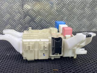 блок предохранителей Toyota Verso 1 поколение 2010, 82730-0F051-C