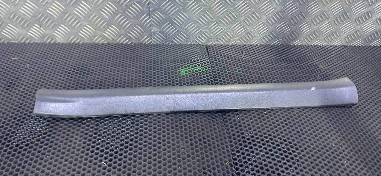 накладка на порог внутренняя Toyota Verso 1 поколение 2011, 67913-0F020 - фото №1