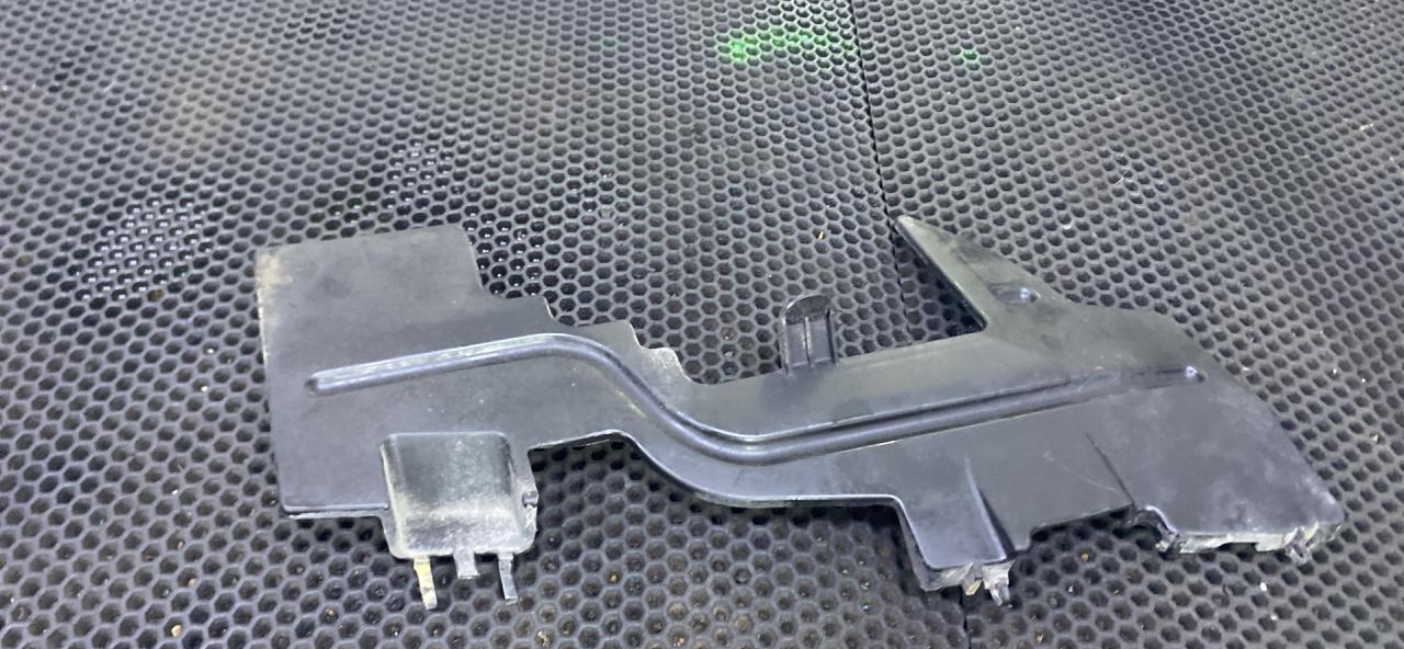 воздуховод (дефлектор) радиатора Toyota Verso 1 поколение 2011, 532850F050 - фото №1