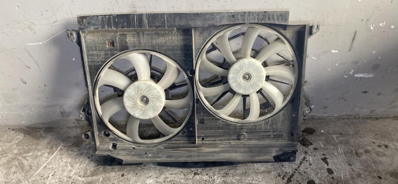 вентилятор радиатора Toyota Verso 1 поколение (2009 - 2013), 268000-5000 - фото №1