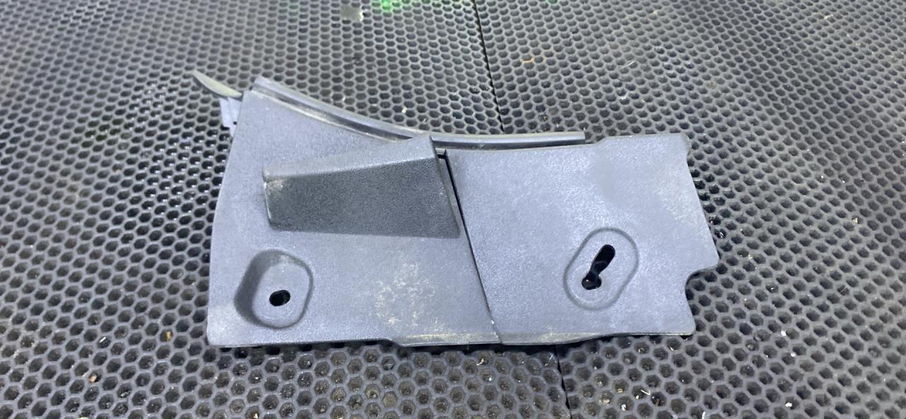 обшивка салона Toyota Verso 1 поколение (2009 - 2013), 538690F020 - фото №1