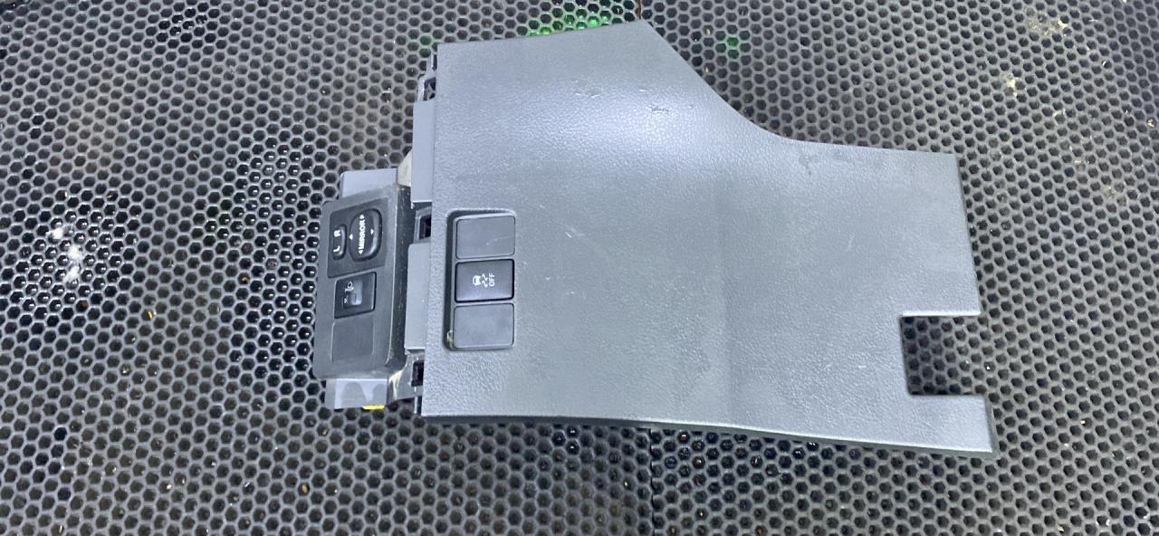 накладка на торпедо (консоль) Toyota Verso 1 поколение 2009, 55545-0F030H - фото №1