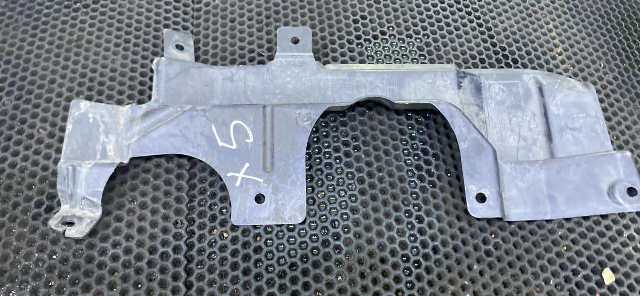 кожух (защита) рулевого механизма BMW X5 E70 (2006 - 2010), 51757160238 - фото №1