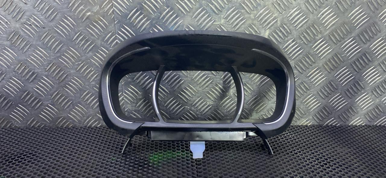 рамка панели приборов Renault Megane 4 поколение (2016 - 2020), 682402941R - фото №1