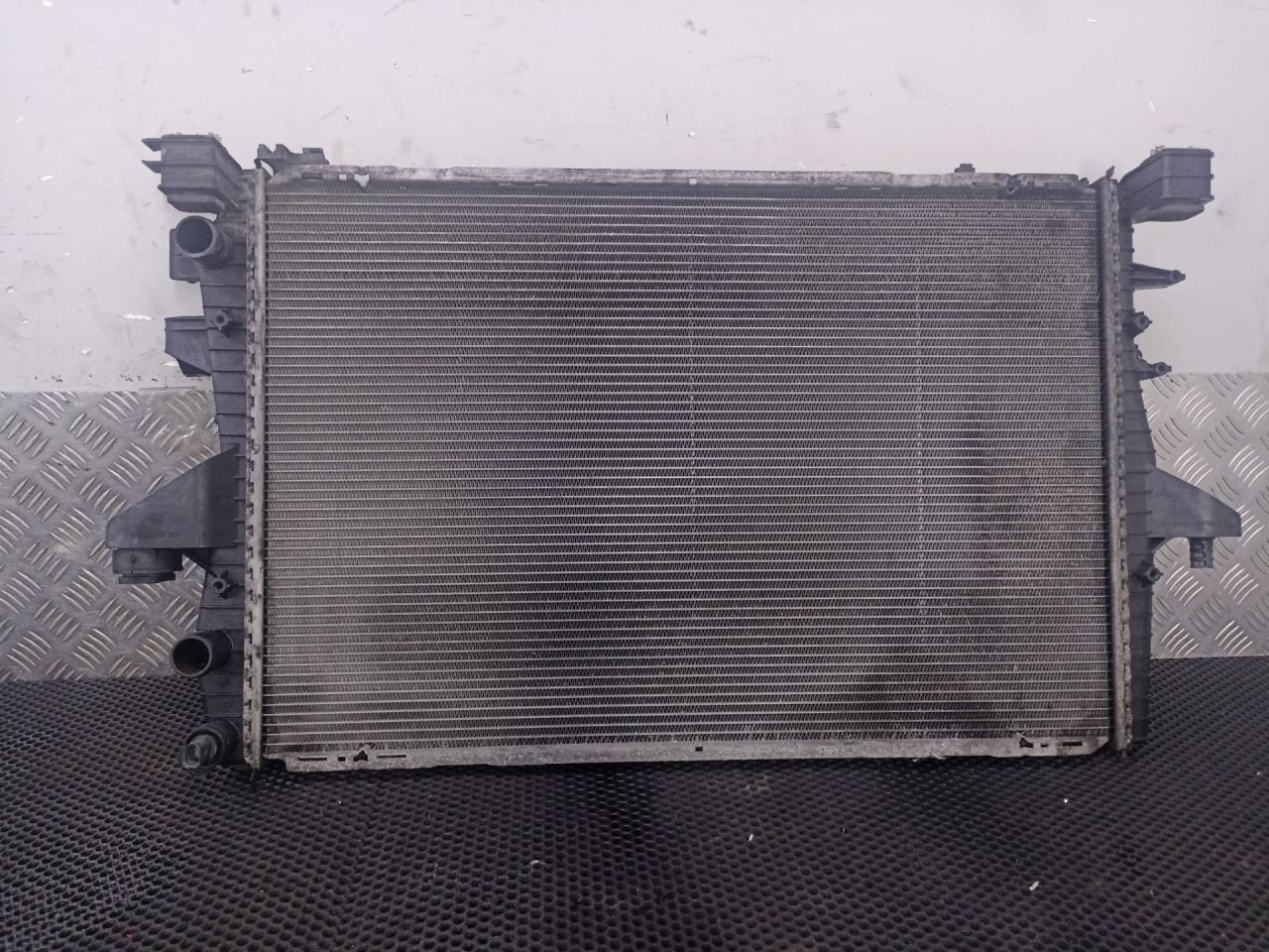 радиатор (основной) Volkswagen Transporter T5 (2003 - 2009), 7H0121253 - фото №1