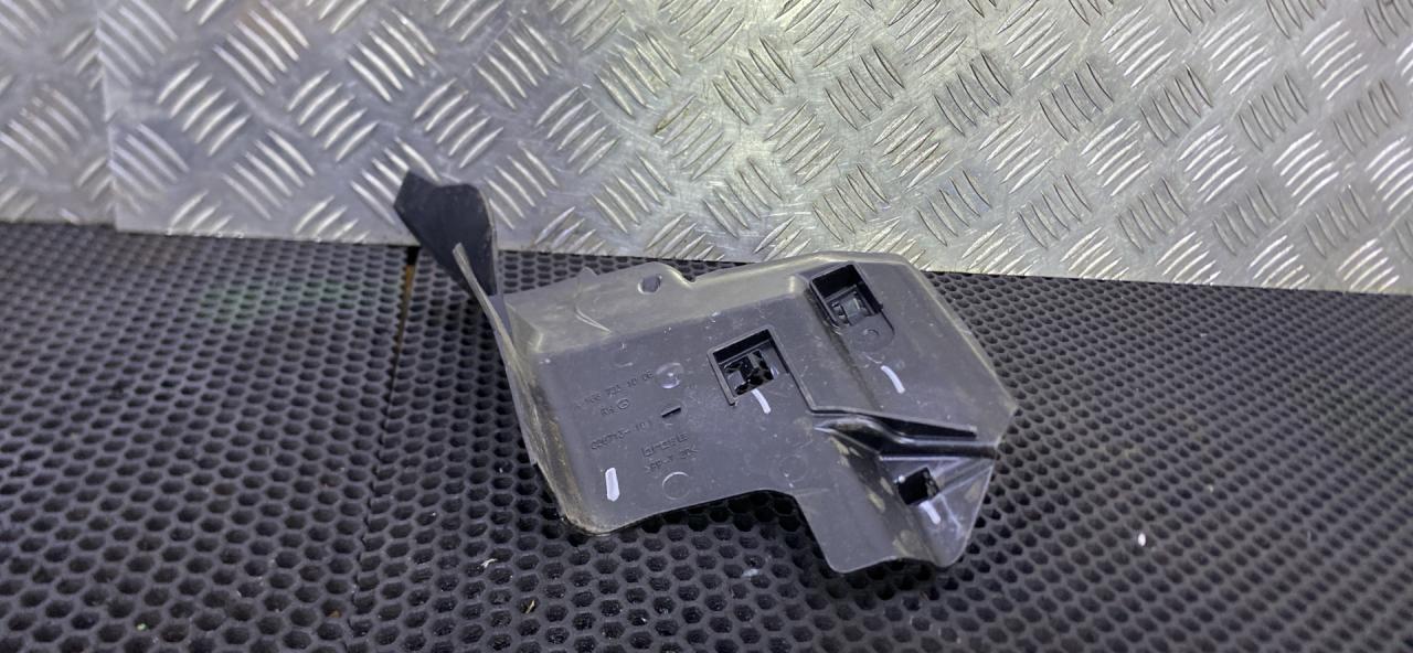 кронштейн (крепление) Mercedes-Benz GLE W166 (2015 - 2018), A1667231008 - фото №1