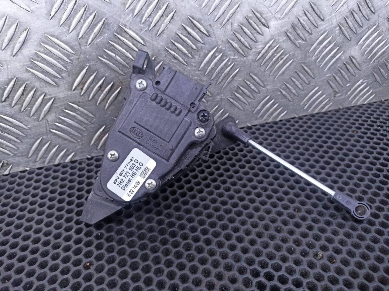 педаль Volkswagen Transporter T5 (2003 - 2009), 7H2723503D - фото №1