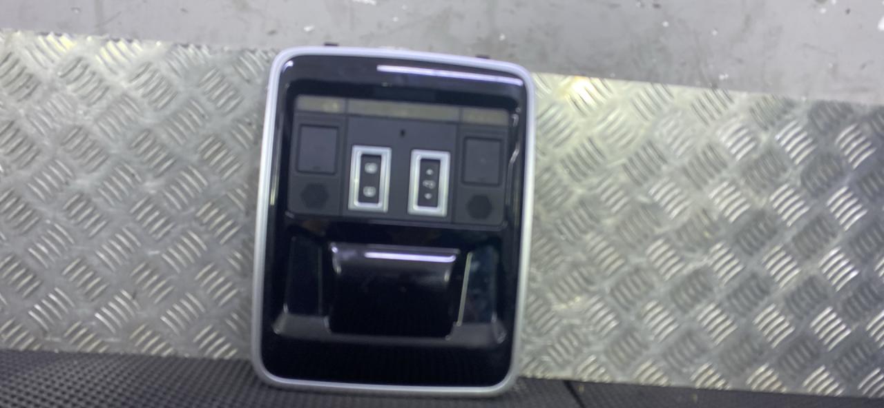 фонарь салона (плафон) Land Rover Range Rover Sport 2 поколение (2013 - 2017), JPLA-519A58-FB - фото №1