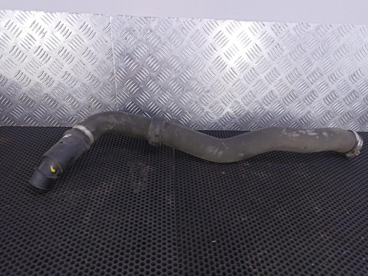 патрубок интеркулера Renault Logan 1 поколение 2006, 8200459060 - фото №1