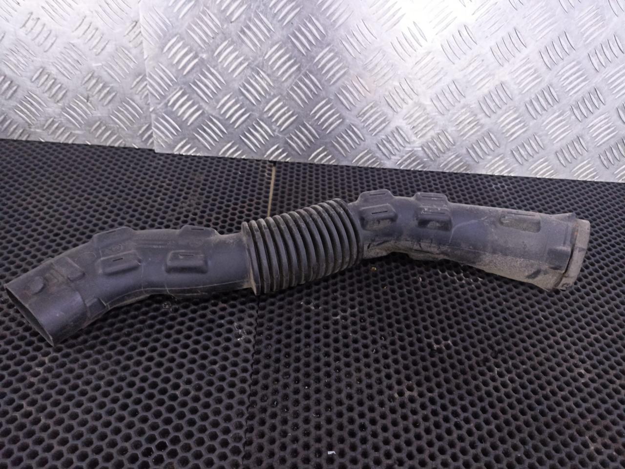 патрубок воздушного фильтра Renault Logan 1 поколение 2006, 8200431098 - фото №1