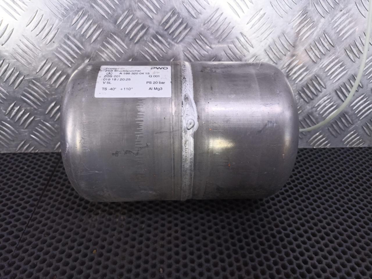 ресивер пневмоподвески Mercedes-Benz GLE W166 (2015 - 2018), A1663200415 - фото №1