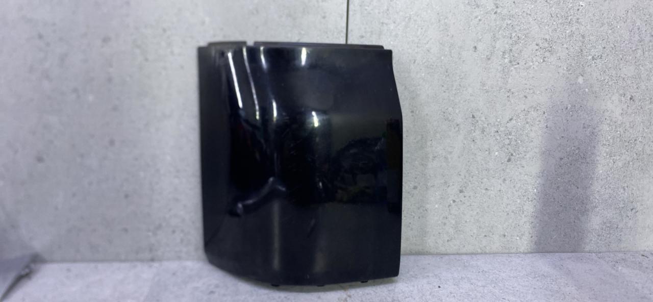 ус под фонарь левый Volkswagen Transporter T5 2008, 7H0807321 - фото №1