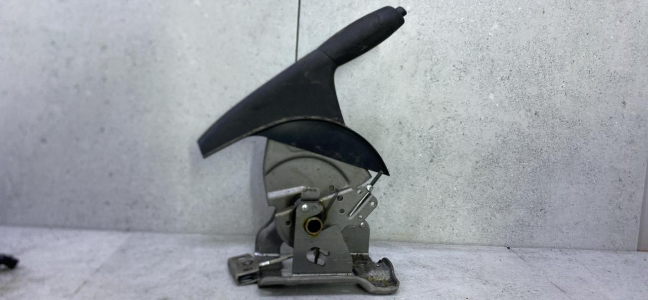 рычаг ручного тормоза (ручника) Nissan Juke YF15 (2010 - 2014), 360101KK0A - фото №1